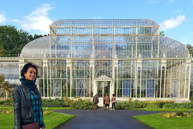 Dublin Literary Tour with a Local Expert: Custom & Private - Oscar Wilde, St. Stephen’s Green, and literary Dublin