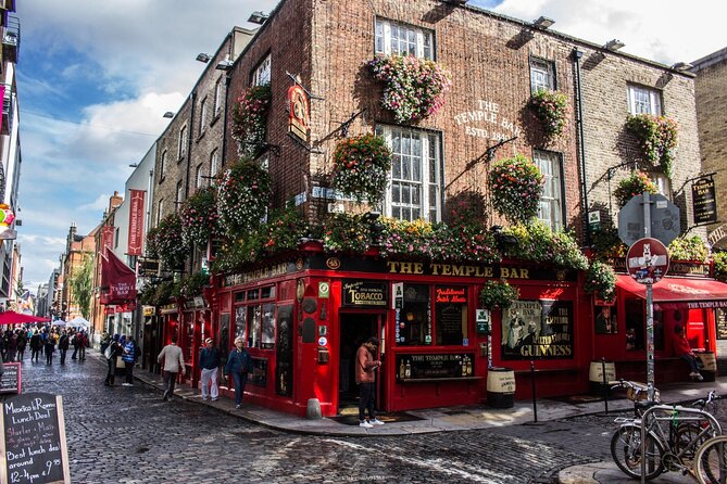 Dublin Off-The-Beaten-Path Private Literary Walking Tour - A coffee pause at Bewley’s on Grafton Street