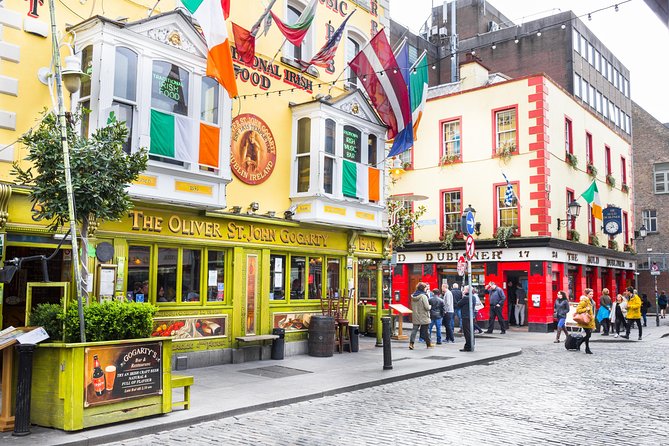 Dublin One Day Tour with a Local: 100% Personalized & Private - Folk music at The Cobblestone