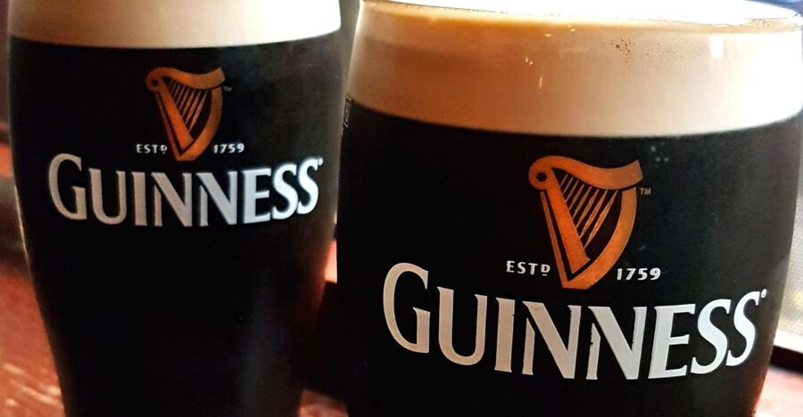 Dublin: Private Pub Tour - Stop one: settling into a local Dublin bar