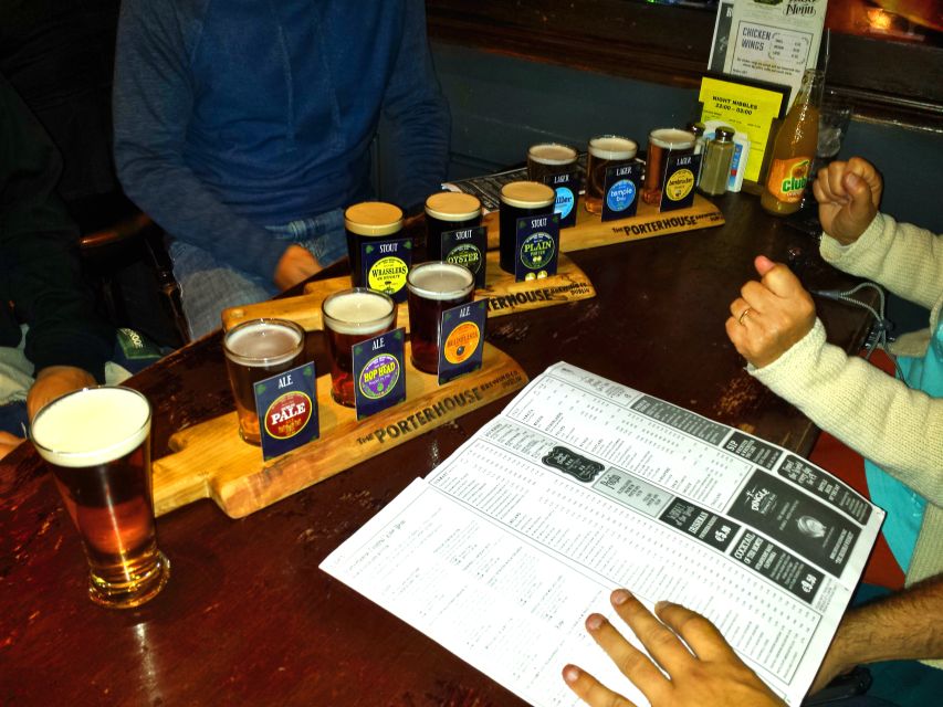 Dublin: Private Pub Tour - Stop three: finishing the night like a local