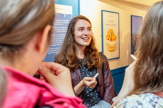Dublin Private Walking Food Tour With Locals with 10 Tastings - Ten tastings, from potato cakes to pub food