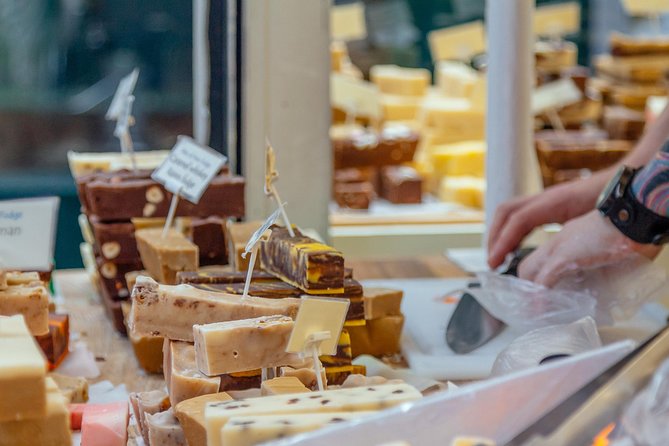 Dublin Private Walking Food Tour With Locals with 10 Tastings - How much food do you really get?