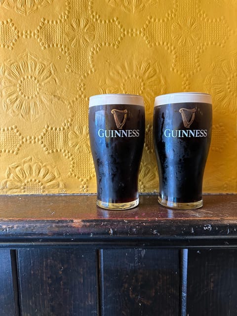 Dublin: Pub Tour. Pour The Perfect Guinness, Whiskey & Music - The final stop at The Cobblestone
