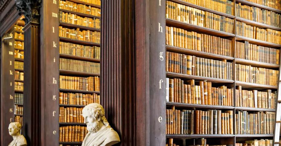 Dublin: Skip-the-line Book of Kells & Old Town Private Tour - Why the Book of Kells belongs on your Dublin list