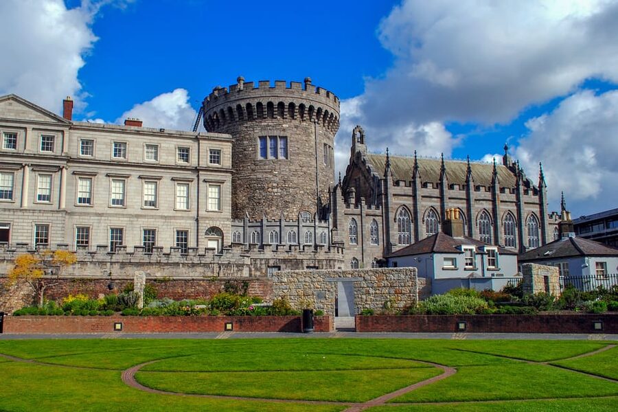 Dublin: St Patrick's, Book of Kells, and Dublin Castle Tour - Dublin Castle, with 700 years outside its walls