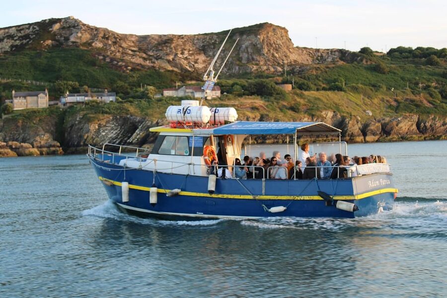 Dublin: Sunset Cruise in Howth - Leaving Howth Harbour for the evening light