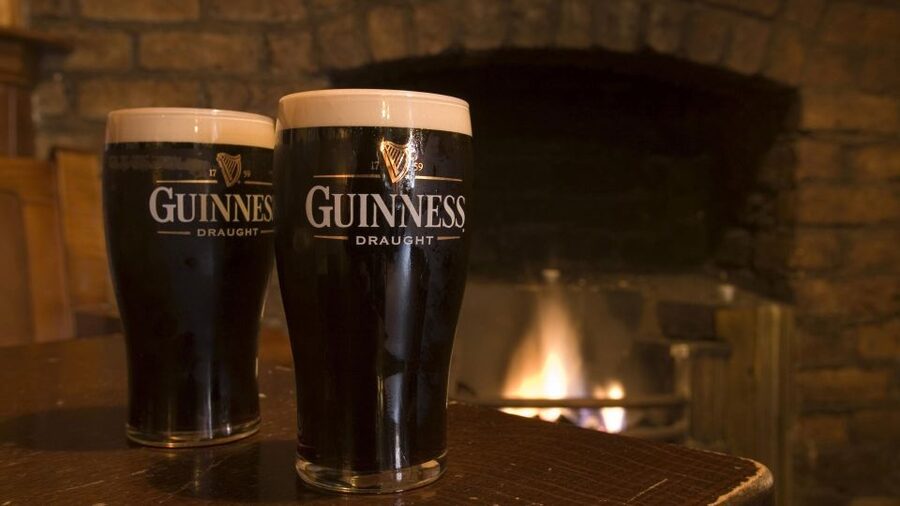Dublin Temple Bar Night Tour - Following the story of Irish beer