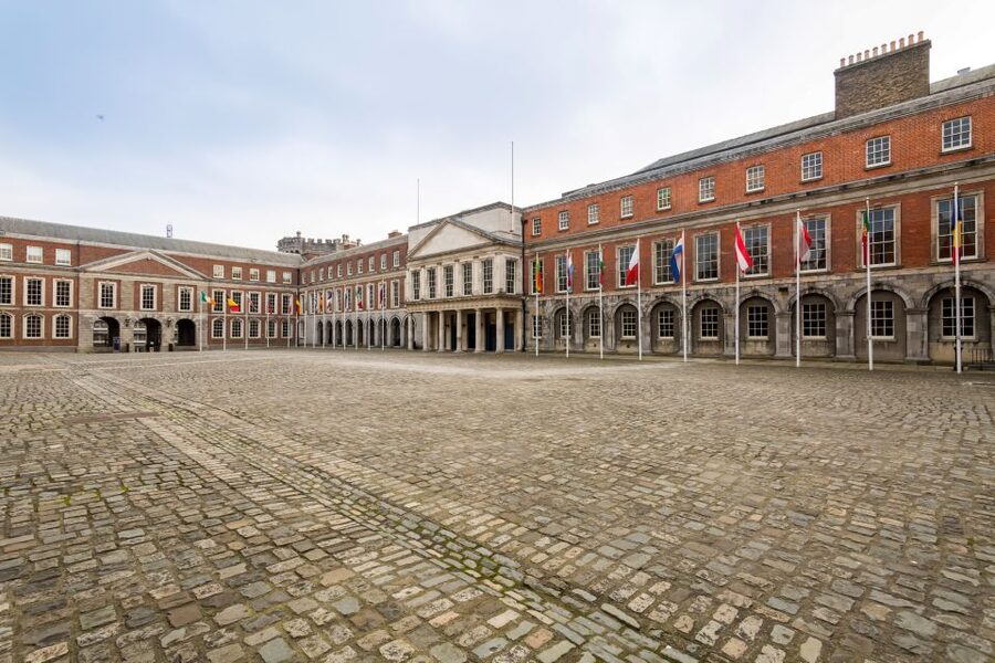 Dublin: The Dublin Pass with Tickets to 40+ Attractions - The best first-day pairing: Guinness and the hop-on hop-off bus