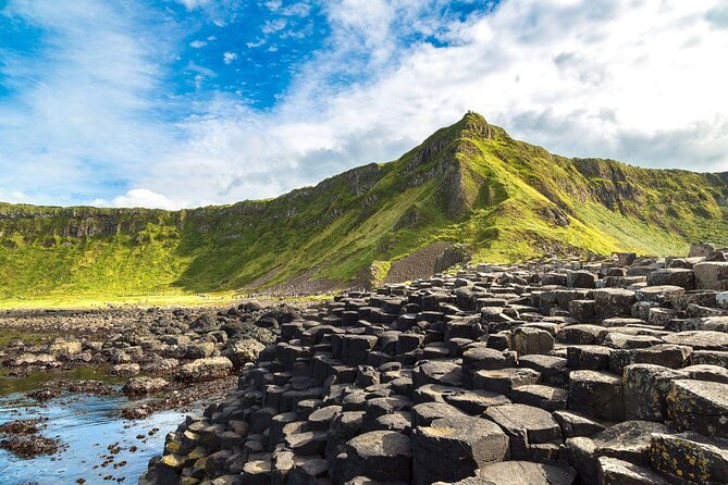 Dublin to Belfast Black Cab, Dunluce Castle and Giant's Causeway - Key points to know before booking