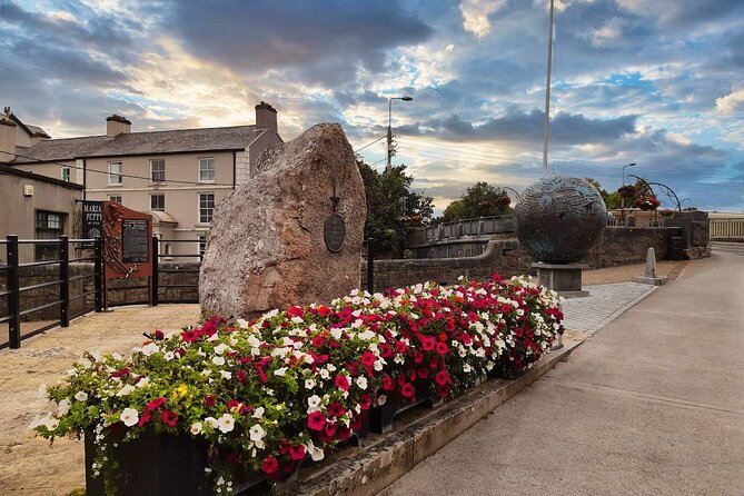 Dublin to Cliffs of Moher, Ennis Town & Bunratty Castle Day Tour - Ennis gives you a real lunch break
