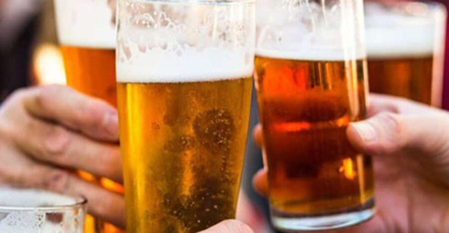 Dublin: Traditional Pubs Walking Tour with Local Guide - Why Smithfield is a better starting point than Temple Bar
