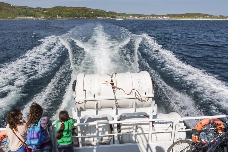Fastnet Rock Lighthouse direct boat tour-Baltimore.Guided. - The return to Baltimore