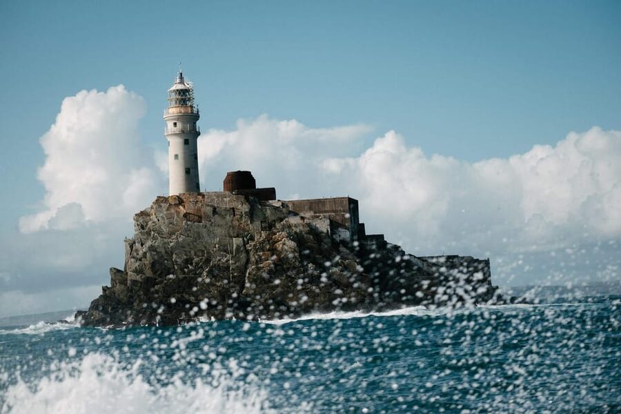 Fastnet Rock Lighthouse direct boat tour-Baltimore.Guided. - The Cape Clear Island stop
