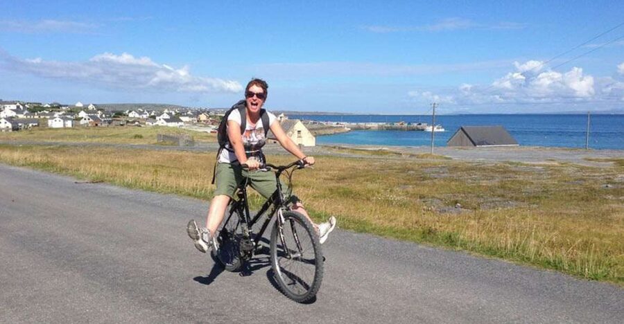 From Doolin: Day Trip to Inisheer with Bike or Bus Tour - Key points to know before you go
