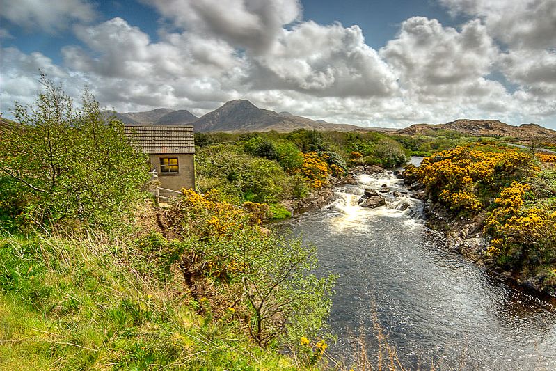 From Dublin: Connemara and Galway Full-Day Tour - Ma’am Valley, Lough Corrib, and the best views