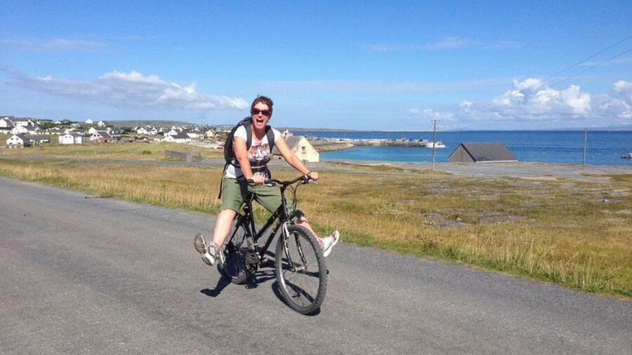 From Galway: Day Trip to Inisheer with Bike or Bus Tour - Key points to know before booking