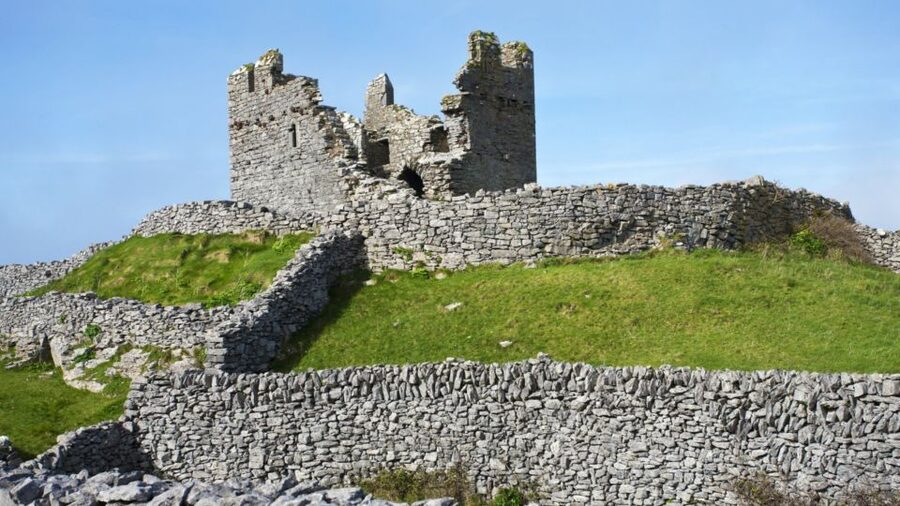 From Galway: Day Trip to Inisheer with Bike or Bus Tour - Is the $192 price good value?