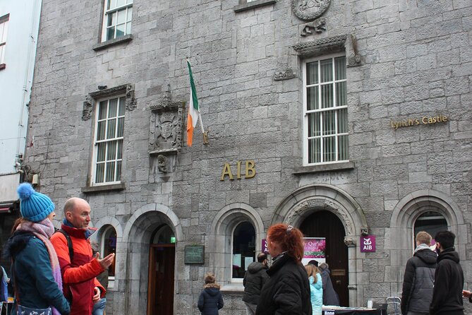 Galway City on Foot with Seán: Stories, History, Local Tips, Chat and More.. - A quiet turn into Kirwan’s Lane