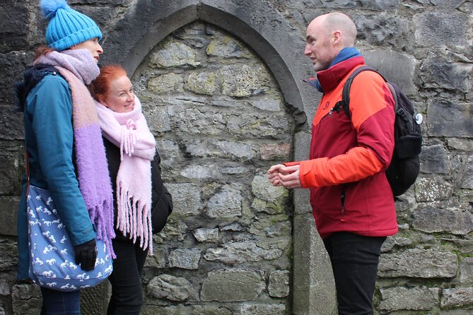 Galway City on Foot with Seán: Stories, History, Local Tips, Chat and More.. - The Lynch Memorial and Galway’s darkest tale
