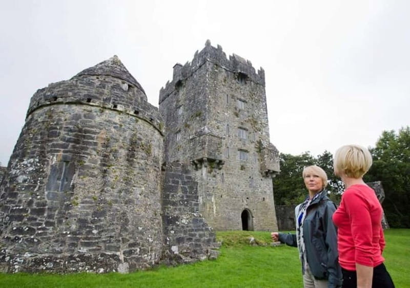 Galway: Connemara, Sheepdog Show and Medieval Castle Tour - Cong Village and its old abbey