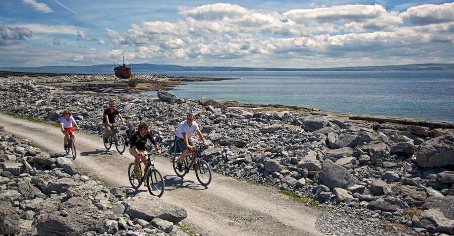 Galway: Day Trip Ferry to Inis Oírr (Aran Islands) - Why Inis Oírr works so well as a day trip
