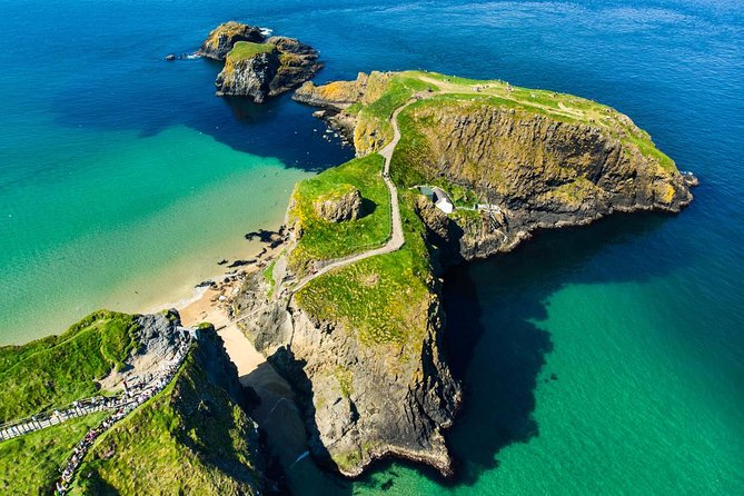 Giant's Causeway Custom Tailored Award Winning Private Tour. - Your driver may shape the whole experience