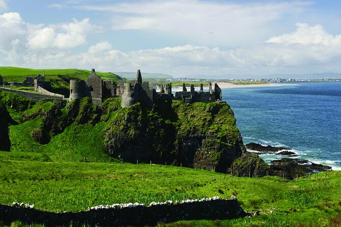 Giant's Causeway with the Titanic Exhibition and the best of Northern Ireland - Dunluce Castle on the Antrim coast
