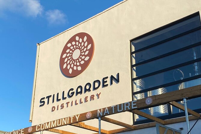 Gin Tasting Masterclass In Stillgarden Distillery - Starting with the welcome cocktail