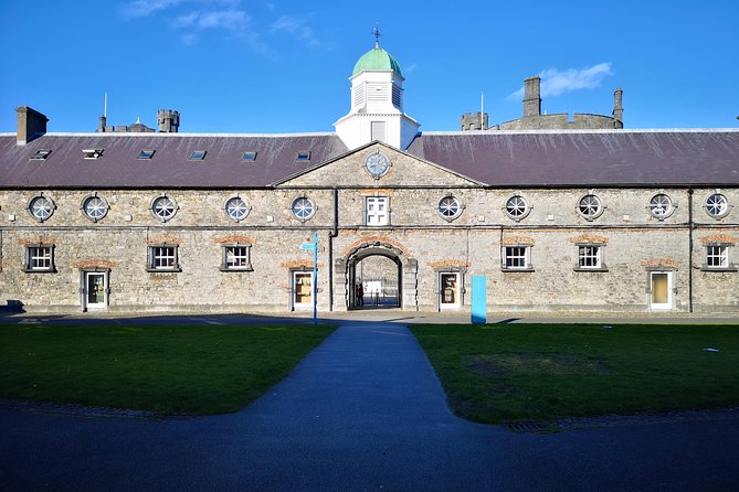 Guided tour of Kilkenny in French with an Irish guide - The Black Abbey and Kilkenny’s religious story