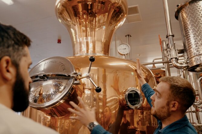 Guided Tour to Shed Distillery of PJ Rigney in Leitrim - What happens during the two-hour visit