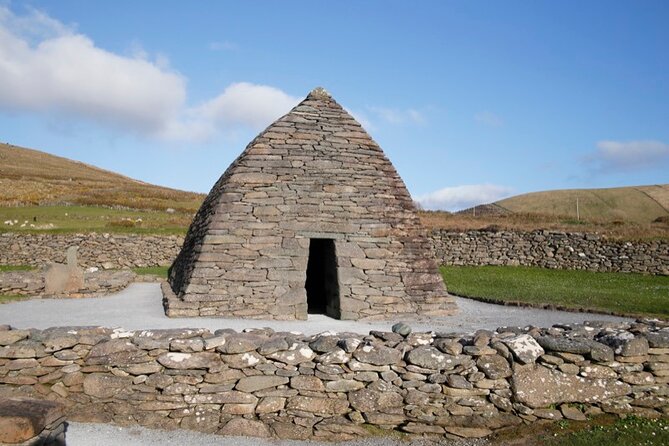 Half Day Private Tour to Dingle Peninsula and Slea Head - From Dingle to the first old stones