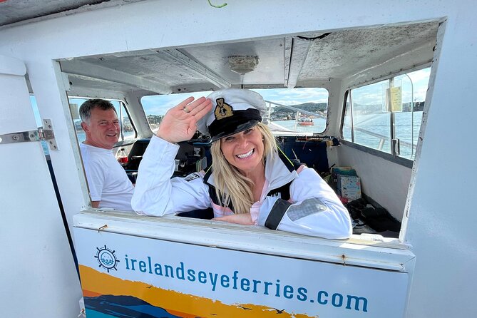 Howth Coastal Boat Tour (Ireland's Eye Ferries 50 mins trip) - How the small boat changes the ride