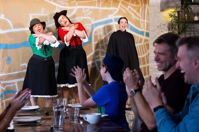 Hysterical Histories Cork Dinner Theatre Show - Local performers carry the evening