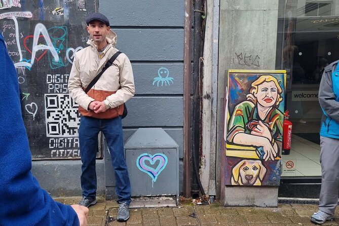 Instant Galway 60 min Walking Tour - Kirwan’s Lane and the pleasure of a side street