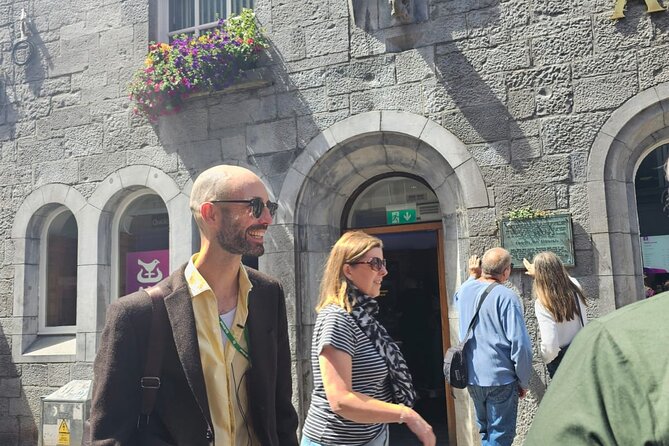Instant Galway 60 min Walking Tour - Eyre Square and the Pádraic Ó Conaire statue