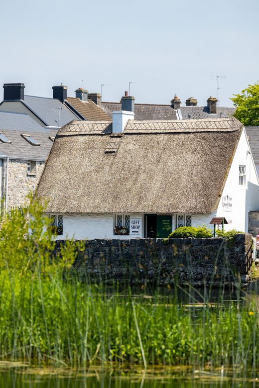 Ireland: County Mayo The Quiet Man Museum Self-Guided Visit - Entering the thatched cottage on Circular Road