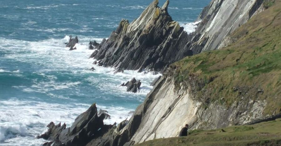 Ireland: Dingle Peninsula Day Tour - Slea Head and the view toward America