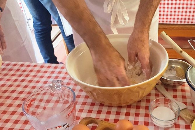 Irish Soda Bread Baking and Food Heritage Experience - Your 10:00 am start at the Clew Bay Hotel