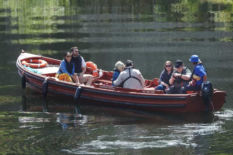 Kilkenny: Guided City Boat Tour with Kilkenny Castle Views - Finding the boat at Canal Square