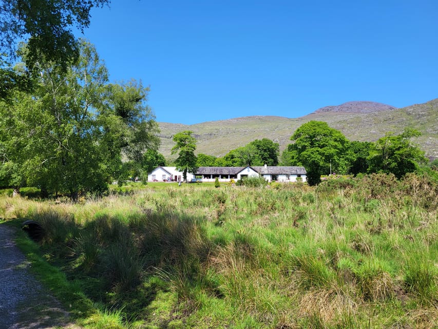 Killarney: Gap of Dunloe Day Tour - Old Weir Bridge and the Meeting of the Waters