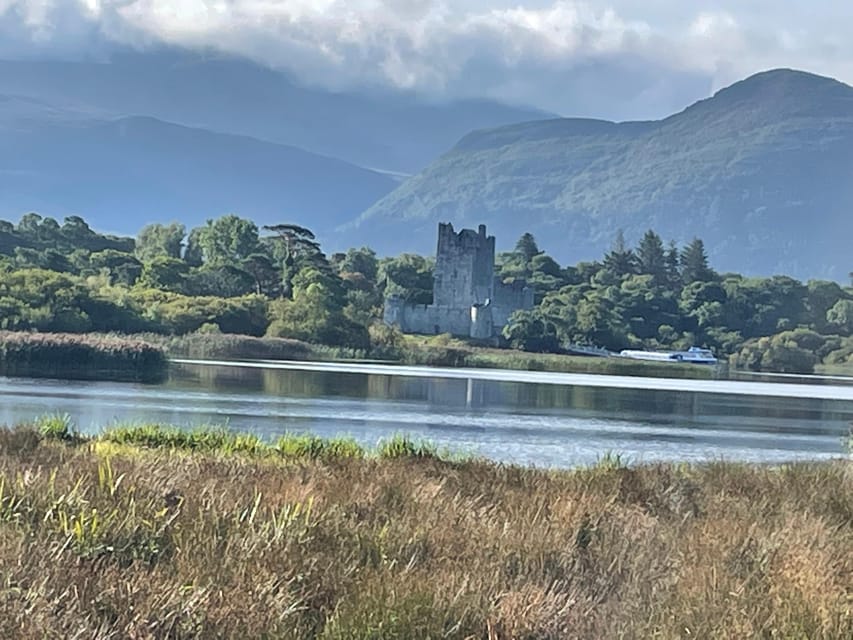 Killarney National Park Jaunting Car Tour - Ross Castle and the photo stop