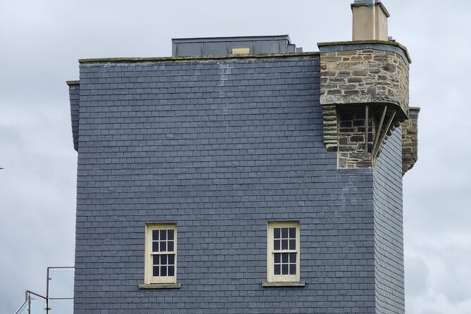 Kinsale and West Cork Classic Private Tour in modern a/c minibus - Old Head Cliffs and the Lusitania Tower