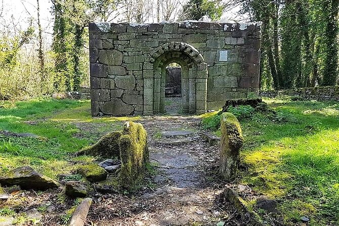 Lake cruise on Lough Corrib to Inchagoill Island & Cong village from Oughterard. - Walking to Cong and finding The Quiet Man