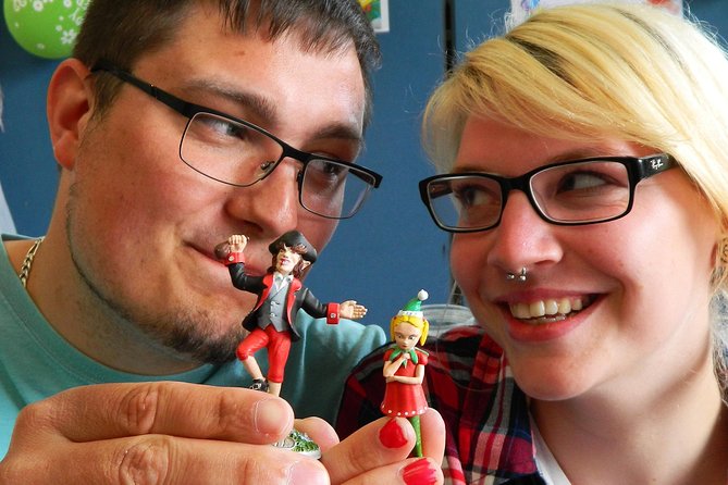 Paint a Metal Miniature - Timing your stop near Macroom