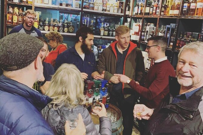 Premium Irish Whiskey Tasting Hosted by Local Dublin Expert - Six glasses, one Irish whiskey crash course