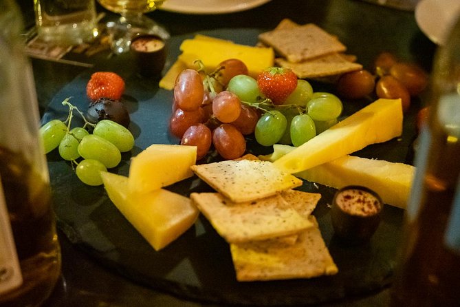 Premium Whiskey and Food Tasting in Dublin - Timing, group size, and the shape of the evening