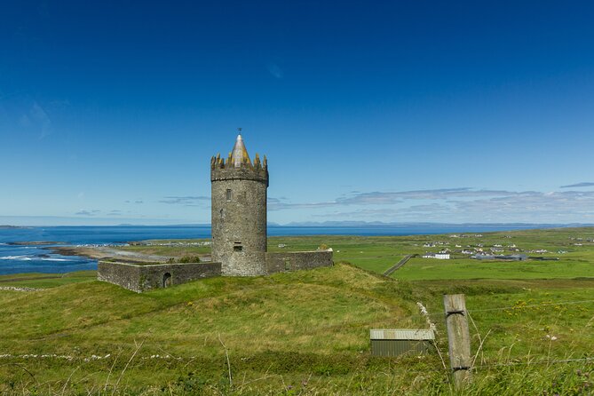 Private Cliffs of Moher Day Tour - Lunch in Doolin at Gus O’Connor’s Pub