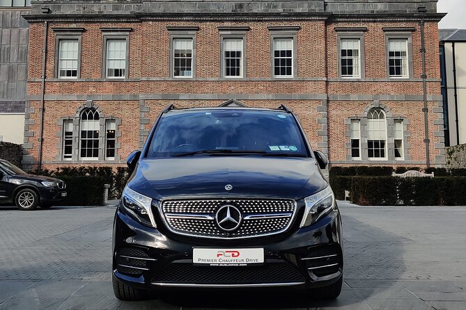 Private Dublin Airport Transfers to City Center Hotels - Booking and timing advice for Dublin arrivals