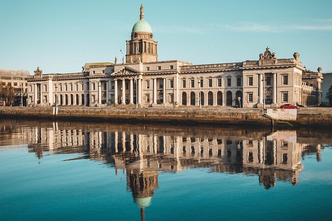 Private Dublin Departure Transfer - Hotel / Accommodation to Airport - The transport may arrive as a taxi or two cars